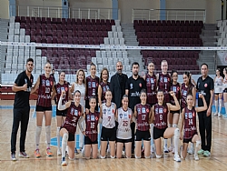 ARSAVEV'�N DESTE��YLE HATAY VOLEYBOL SPOR KULUB� ADIM ADIM 1. L�G'E Y�R�YOR